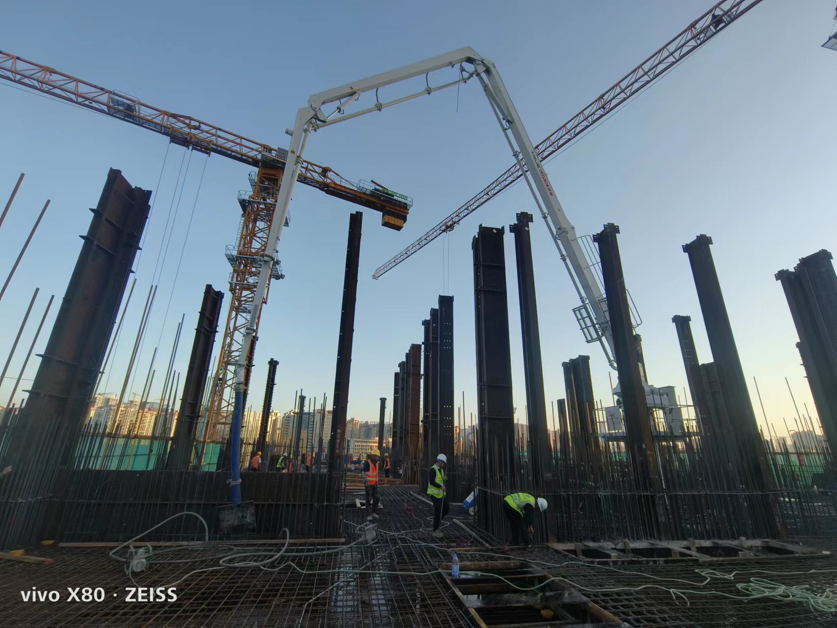 布料機廠家.jpg 布料機廠家.jpg