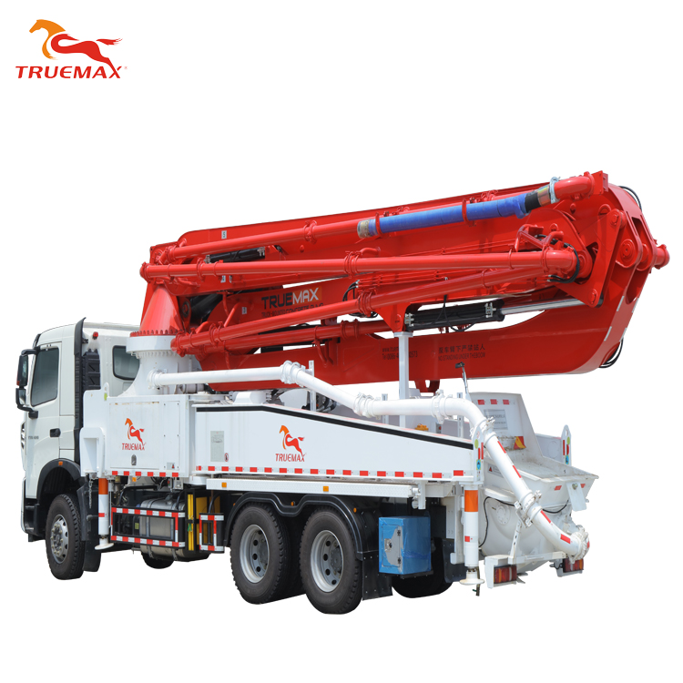 混凝土泵車(chē) 混凝土泵車(chē)